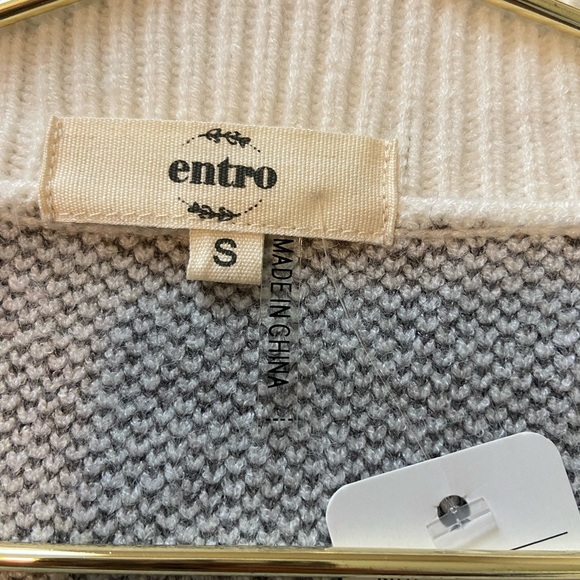 Fun sweatshirt with denim sleeves - Picture 4 of 5